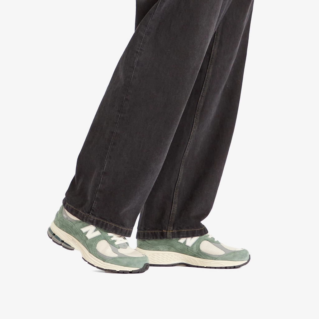New Balance 2002R Sneaker Juniper